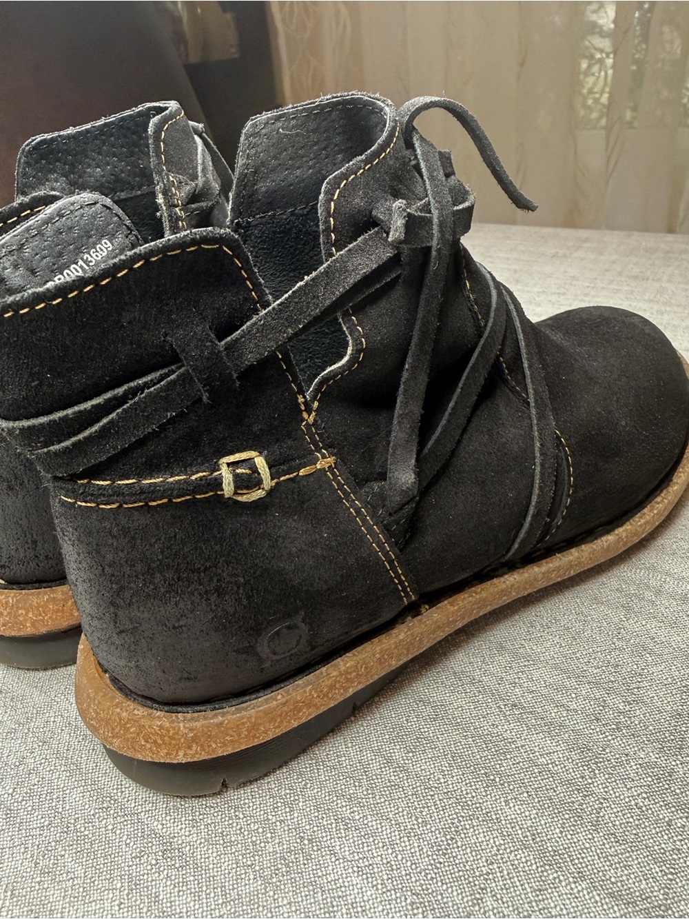 Born Tarkiln Black Distressed Leather Ankle Boots 7.5 - Picture 9 of 16